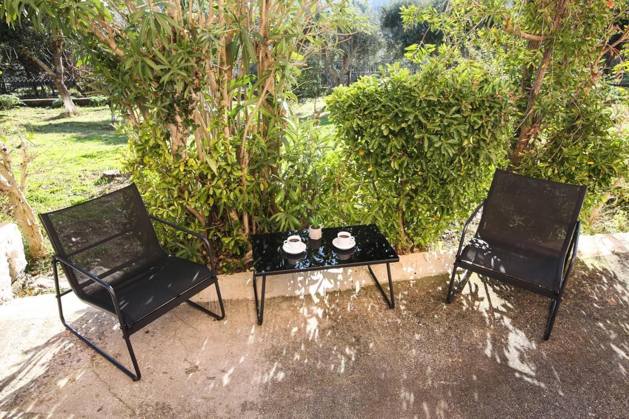 Luxury Apartments Christos Gouvia Bagian luar foto